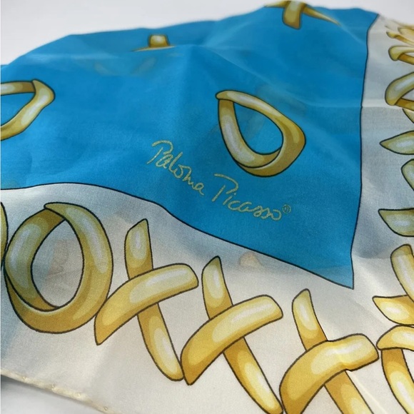 VTG PALOMA PICASSO Hugs & Kisses 100% Silk Scarf 26'' x 26'' Blue&Yellow RARE - Picture 1 of 8